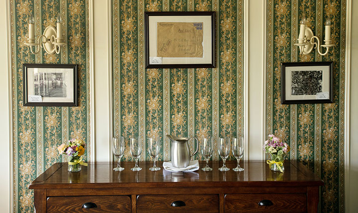 bozarth-mansion-interior