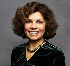 Headshot of Nadine Strossen