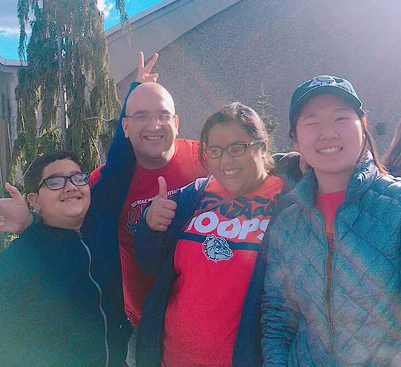 Portrait of English Language Center student Villanueva Cordova Carely