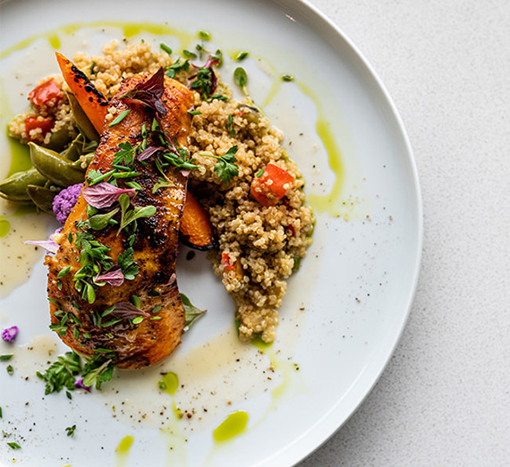 Table setting at Bozarth.