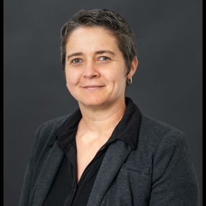 studio picture of Dr. Diaz-Martinez