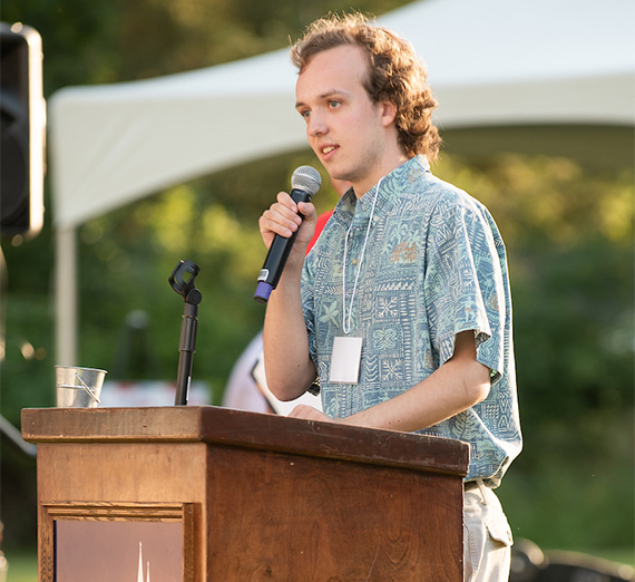 Alumni Scholarship recipient speaks at the Gonzaga Alumni Scholarship Benefit