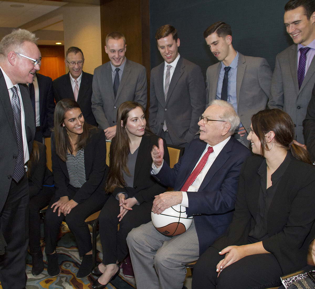 Business Students Reflect on Meeting Warren Buffett