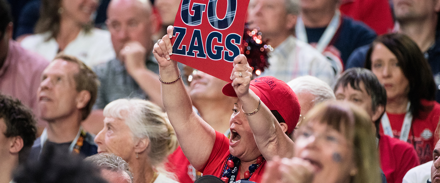 Gonzaga Alumni cheering for the Zags